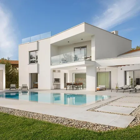 Brioli By Interhome *