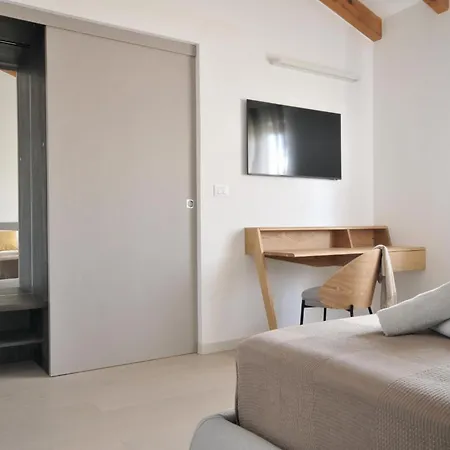 Brioli By Interhome *